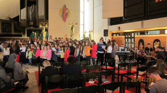 Škofijsko srečanje otroških in mladinskih zborov 