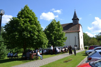 Majniško srečanje skupin cerkvenih ljudskih pevcev 