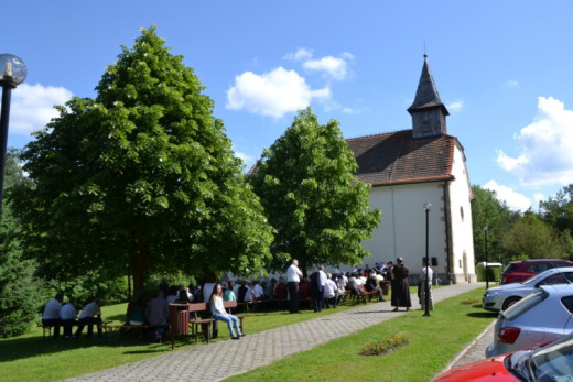 Majniško srečanje skupin cerkvenih ljudskih pevcev 