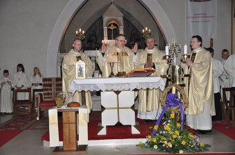 VELIKI ČETRTEK - Večerna sveta maša, začetek velikonočnega tridnevja