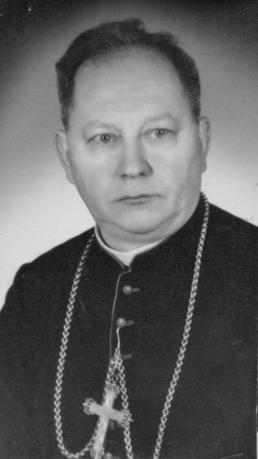 Dr. Maksimilijan Držečnik, škof